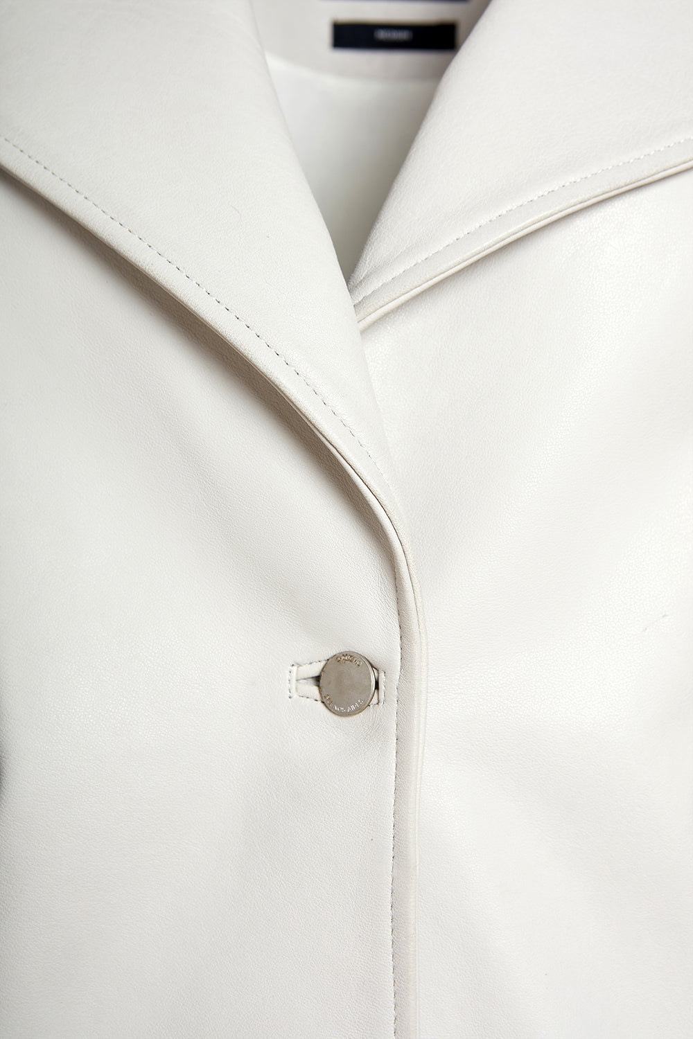 Talcahuano Jacket in White