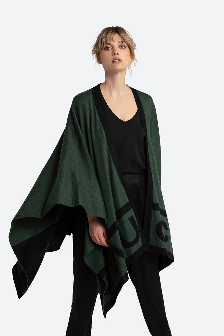 Women's Gaucho Alpaca Blend Ruana in Green and Black