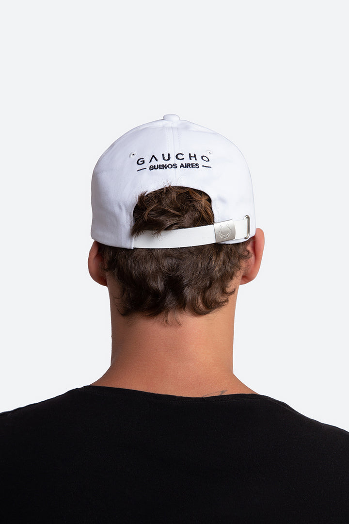 Iconic Horseshoe Cap in White