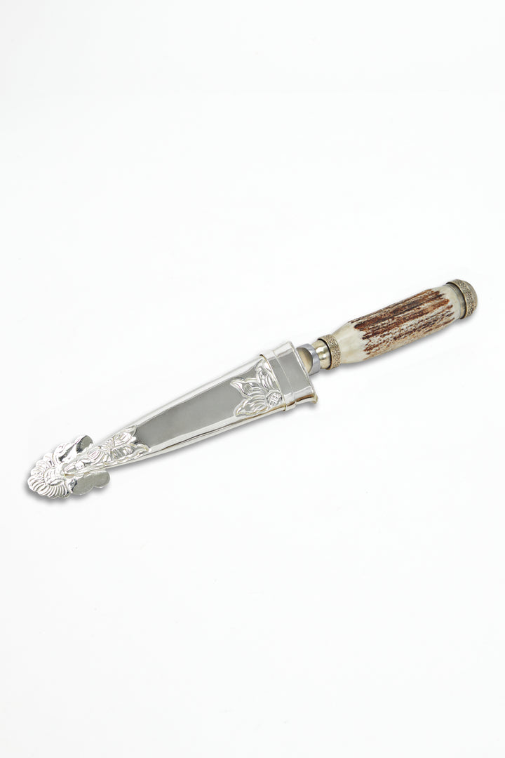 Tandil Asado Knife - Deer Horn Handle & Fine Silver Sheath