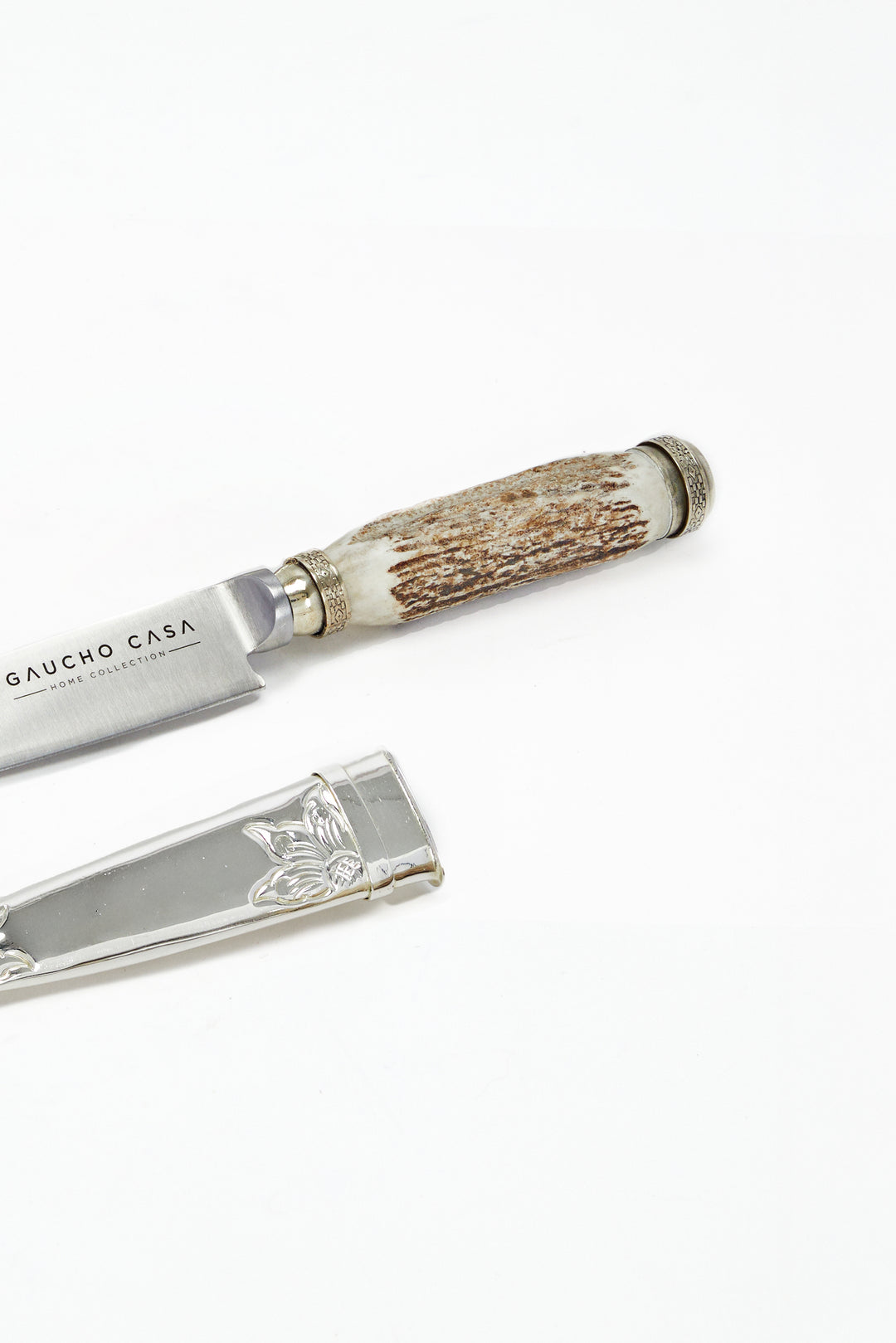 Tandil Knife with Deer Horn and Luxury Silver Coated Alpaca Alloy Sheath