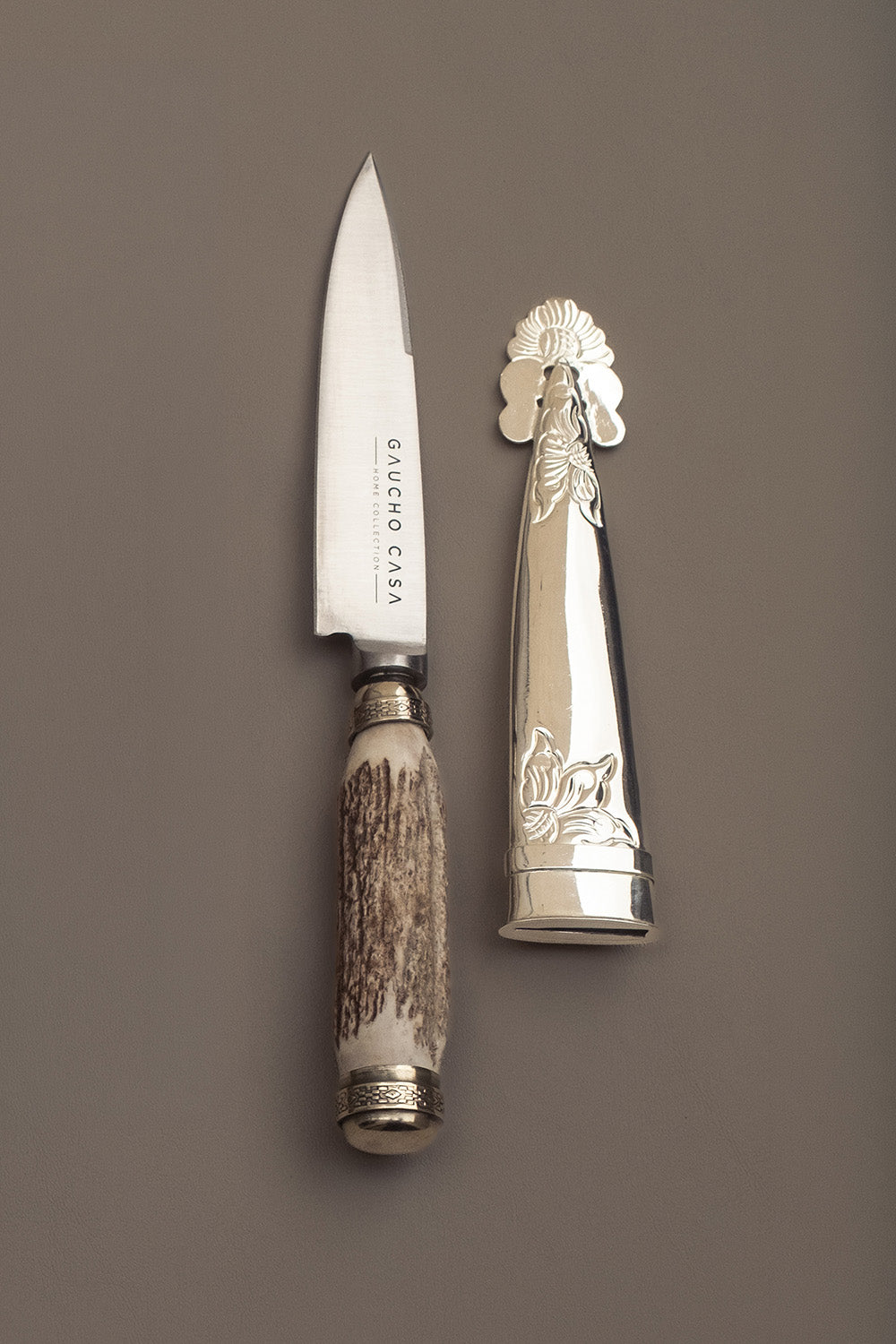Tandil Knife with Deer Horn and Luxury Silver Coated Alpaca Alloy Sheath