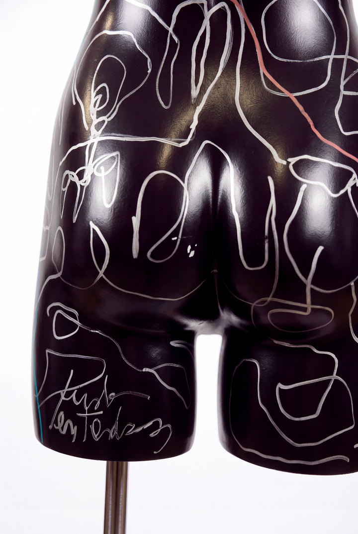 Duda Penteado - Mannequin (ART BASEL MIAMI)