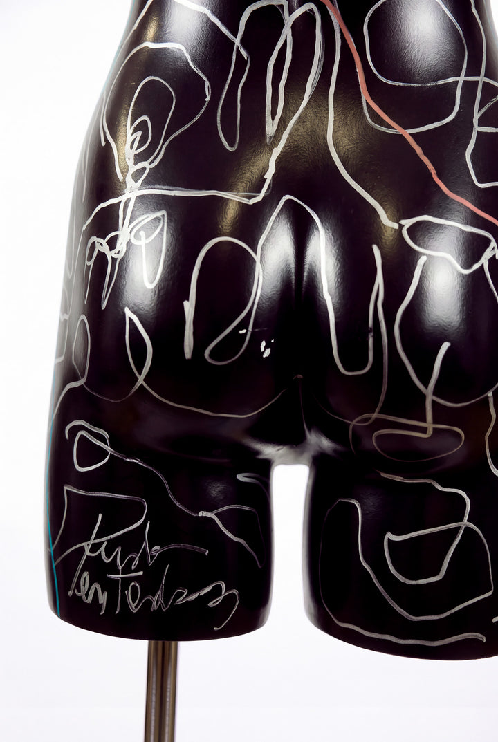 Duda Penteado - Mannequin (ART BASEL MIAMI)