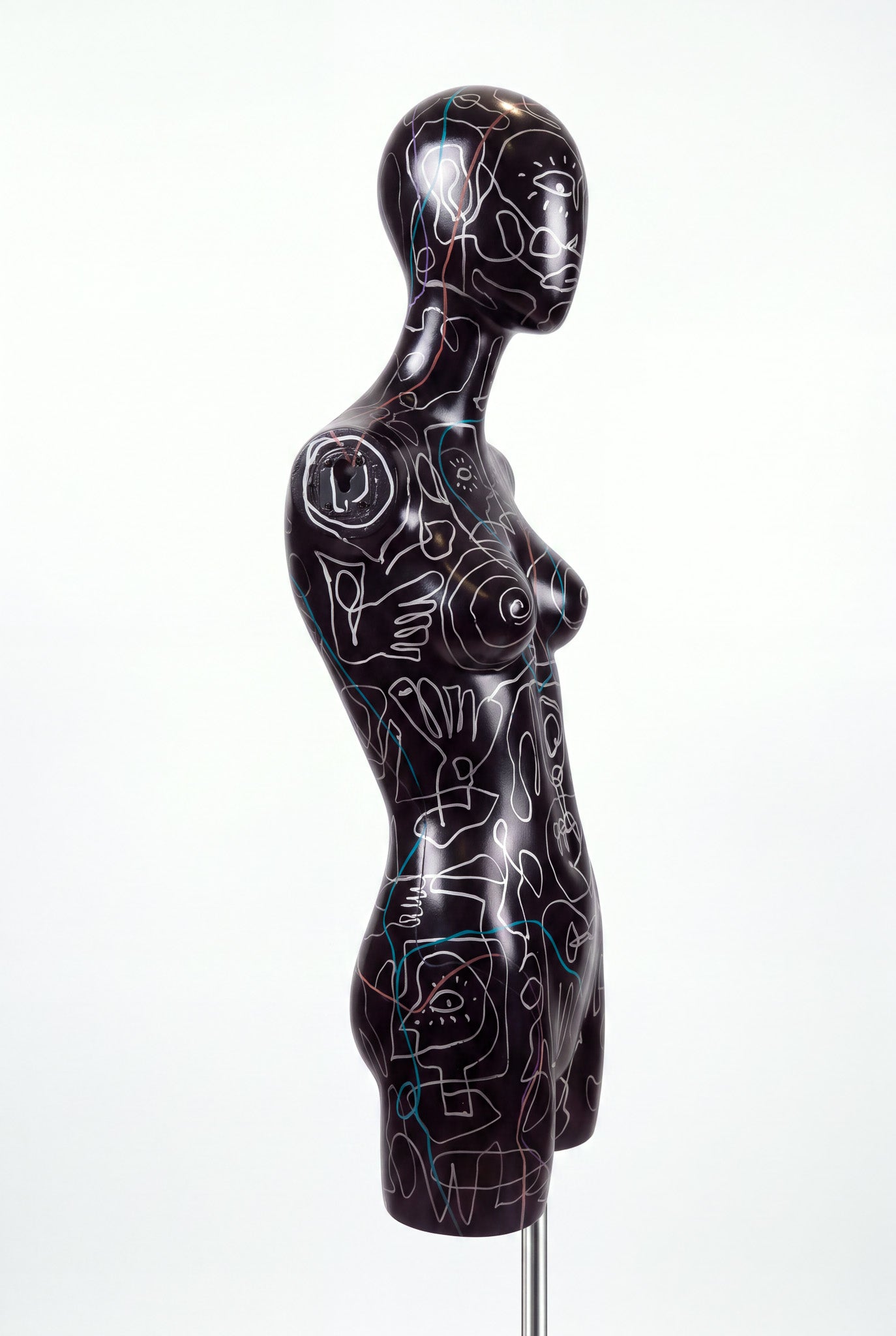 Duda Penteado - Mannequin (ART BASEL MIAMI)