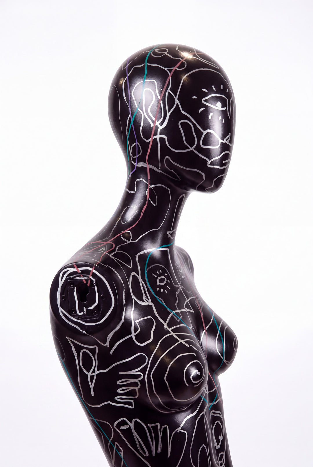 Duda Penteado - Mannequin (ART BASEL MIAMI)