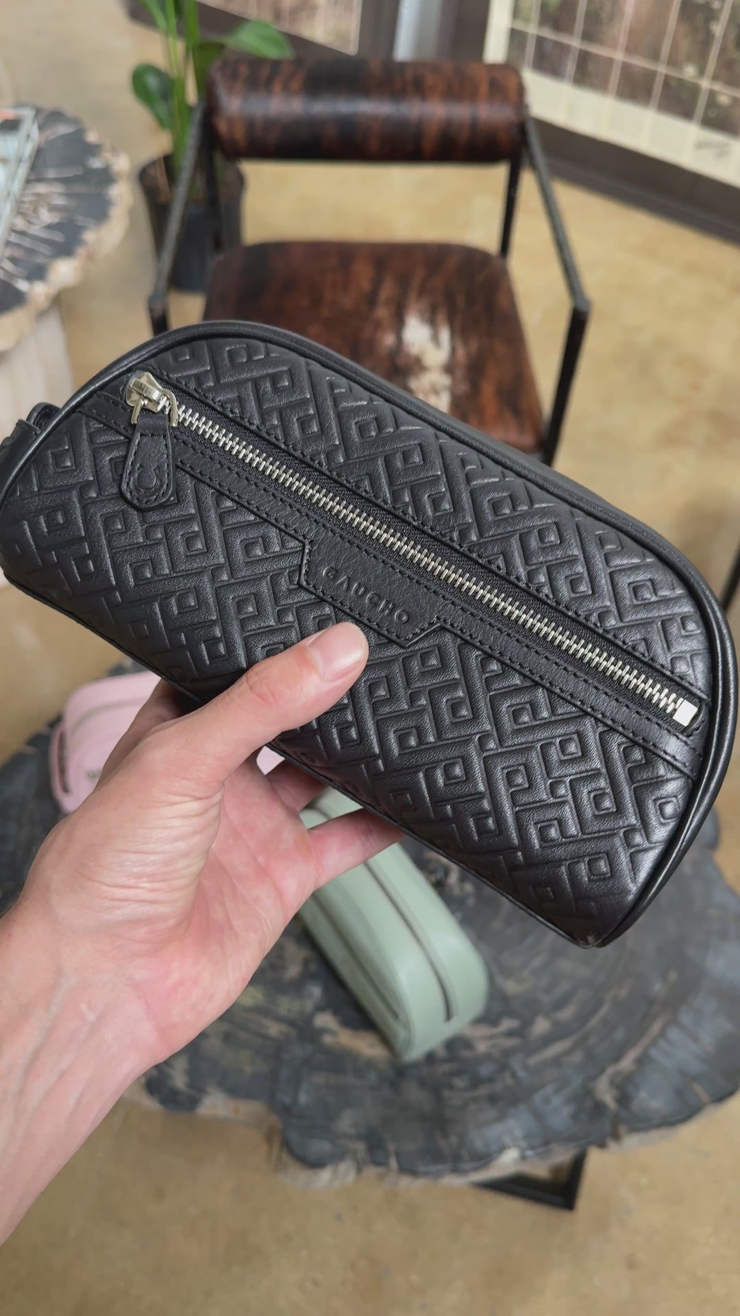 Travel Kit in Black