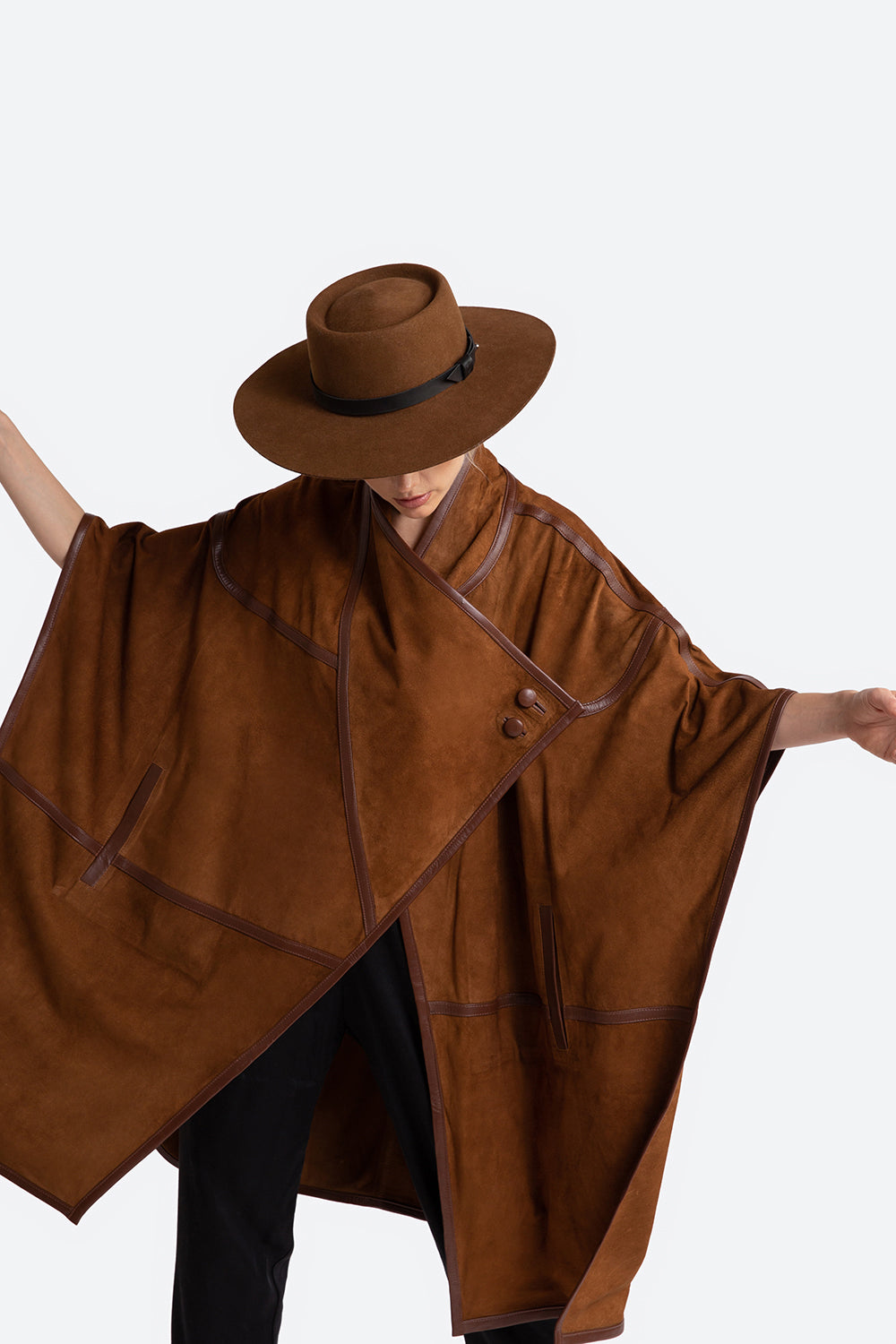 Women’s Elvira Suede Cape in Brown