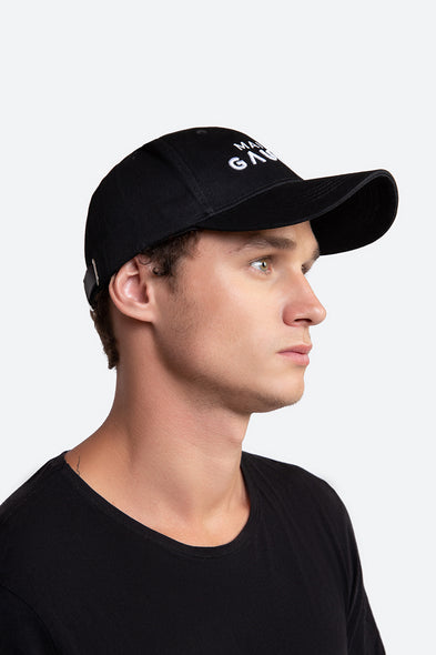 Man models the Maison Gaucho cap.