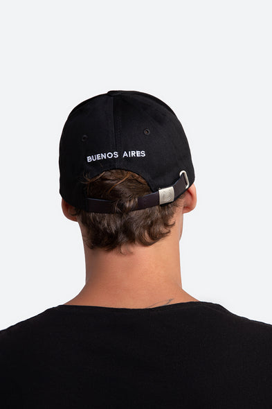 Man models the Maison Gaucho cap.