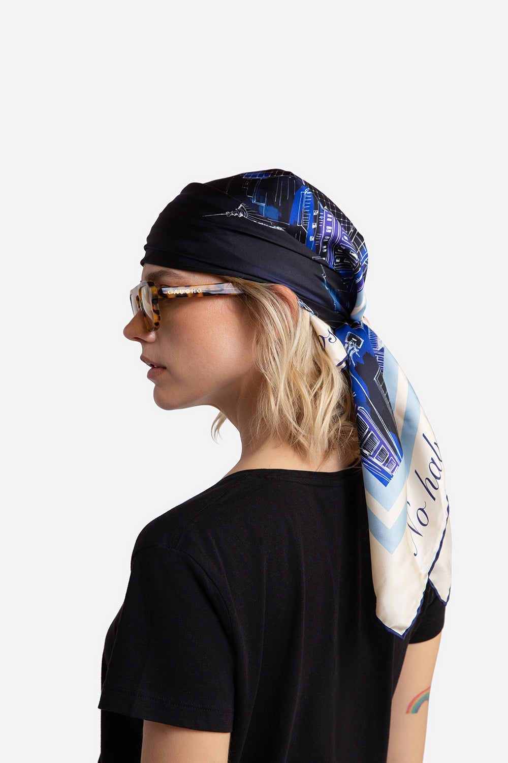 Silk Capital Scarf in Blue White